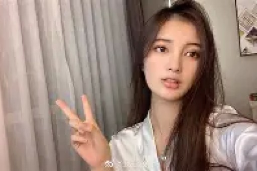 娱乐圈最新八卦揭秘：劈叉女星奉子成婚背后的真相坡姐演唱会红包账本曝光！