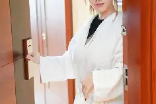 娱乐圈大揭秘：沈月抱小团体、鹿晗关晓彤分手内幕、胡歌留学禁忌等劲爆八卦